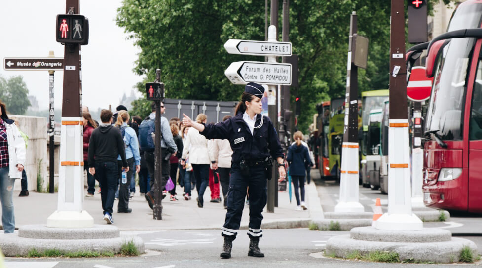 Paris police women